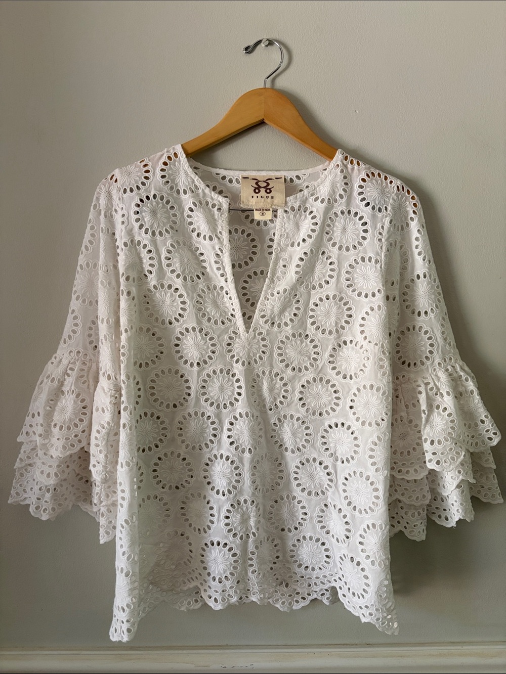 Figue Reina White Eyelet V-Neck Ruffle Sleeve Boho Blouse 100% Cotton